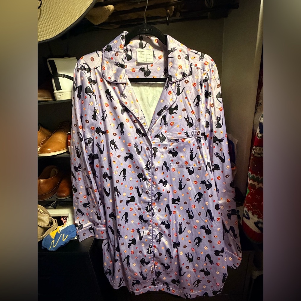 Hot Topic Lavender Cat Print Pajama Top